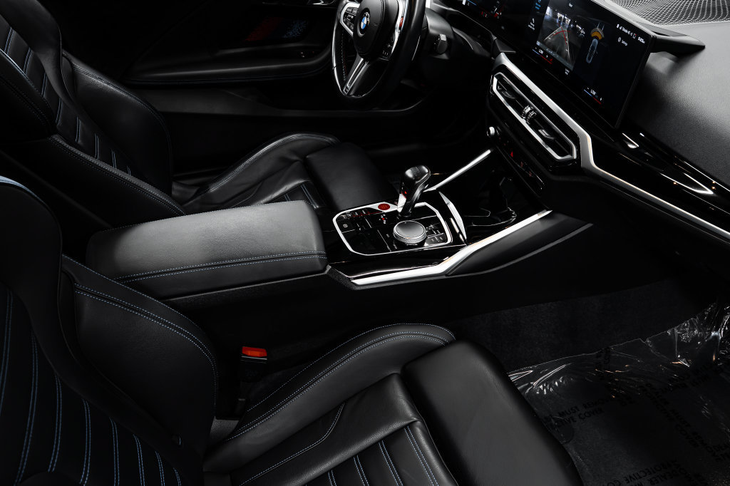 Used 2024 BMW M2 w/ Lighting Package RWD image 33