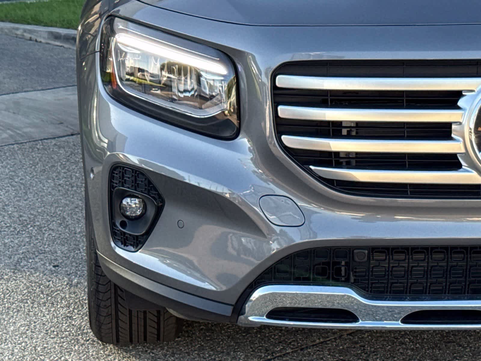 New 2026 Mercedes-Benz GLB 250 4MATIC image 5