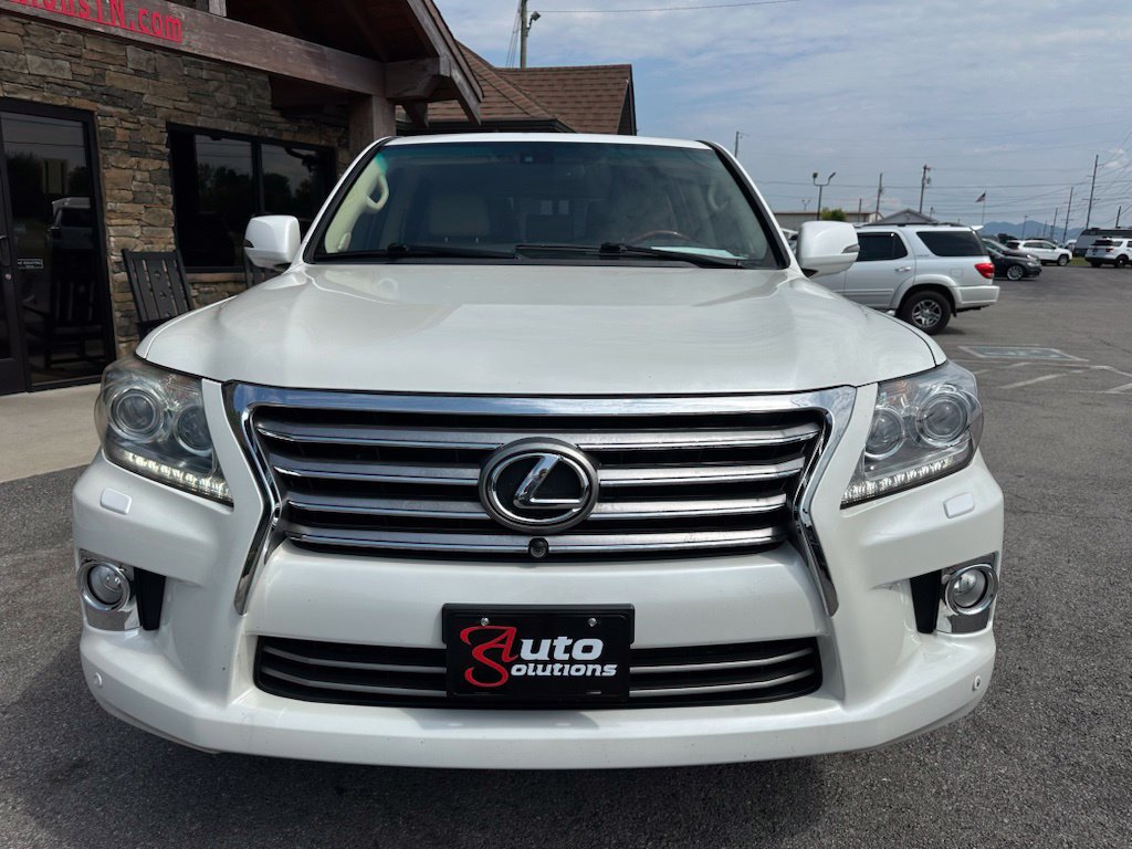 Used 2013 Lexus LX 570 4WD image 13