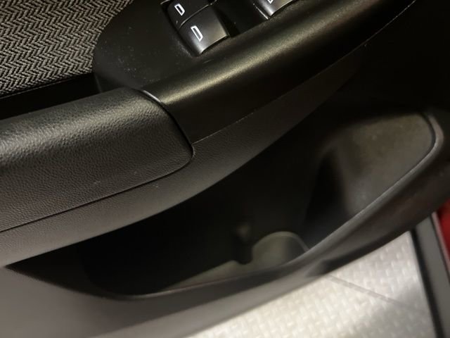 Used 2022 Chevrolet TrailBlazer LT w/ Convenience Package image 48