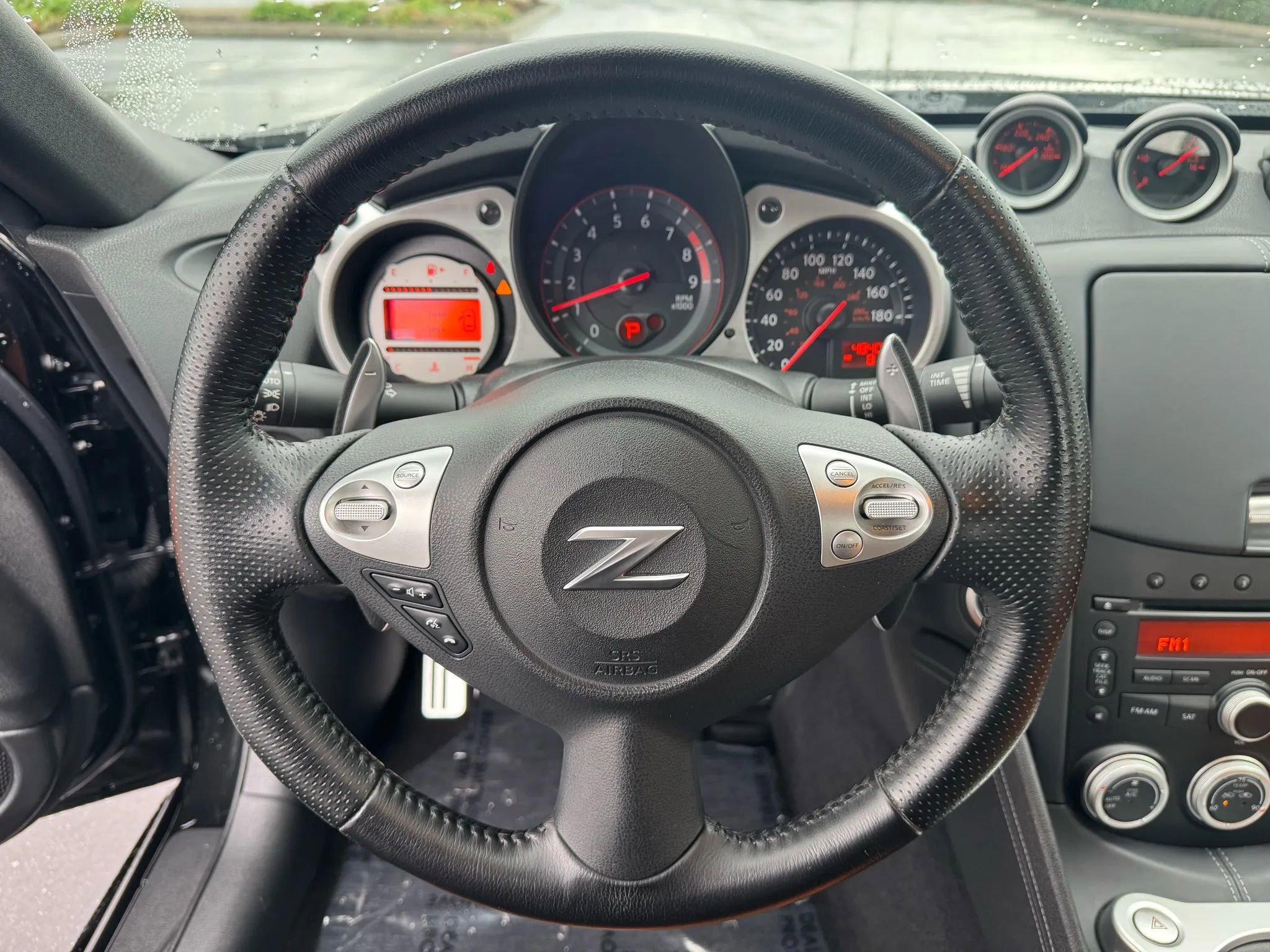 Used 2010 Nissan 370Z Touring image 33