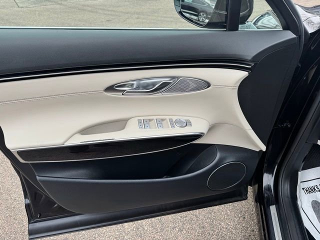 Certified 2023 Genesis GV70 2.5T image 21