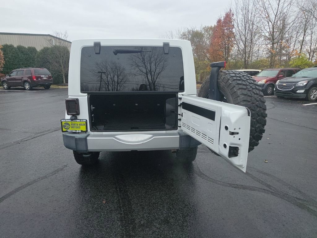 Used 2014 Jeep Wrangler Unlimited Sahara w/ Connectivity Group image 29