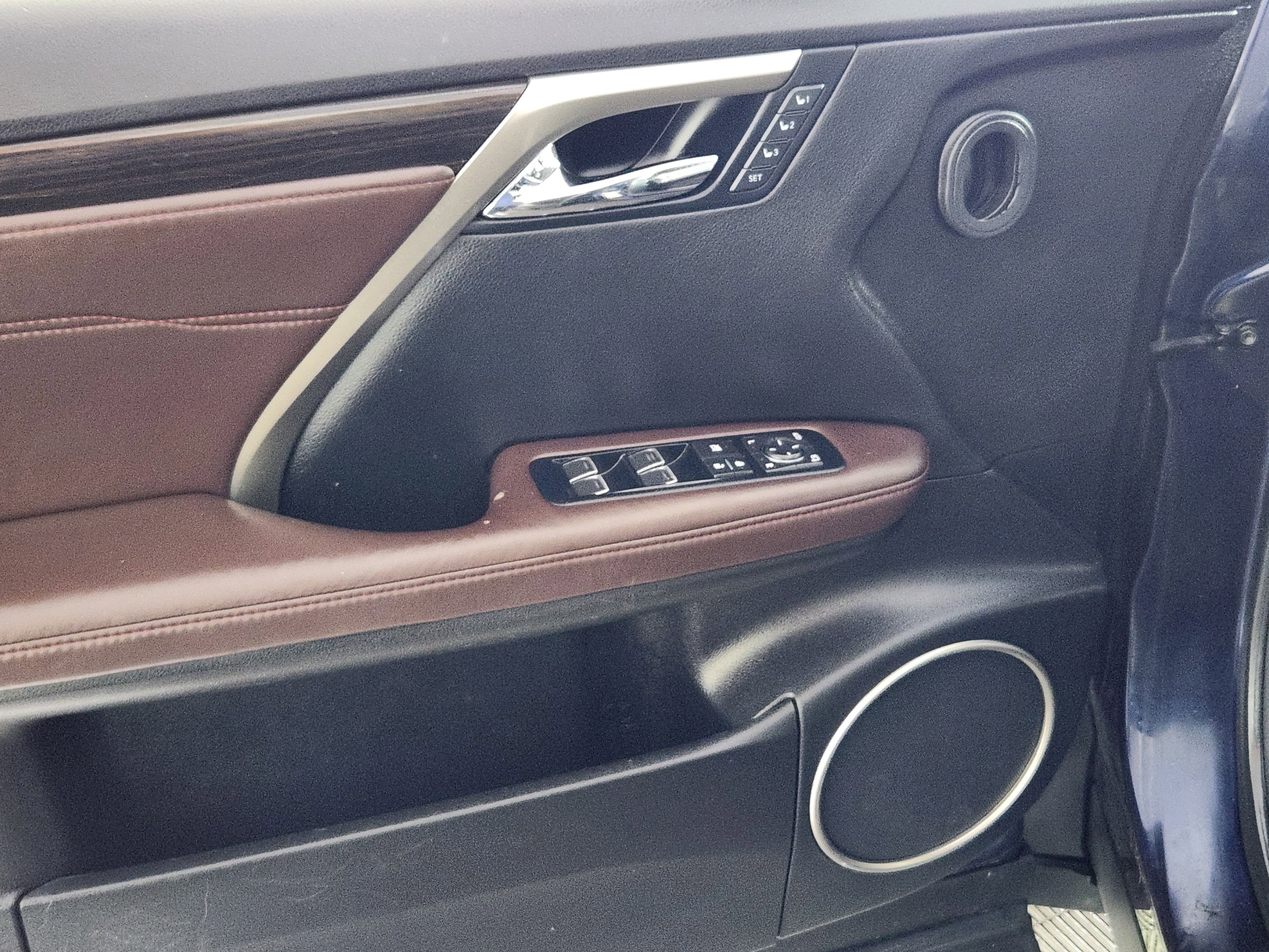 Used 2017 Lexus RX 350 AWD image 16