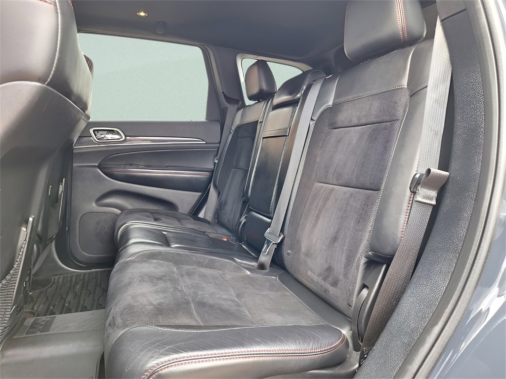 Used 2017 Jeep Grand Cherokee Trailhawk image 23