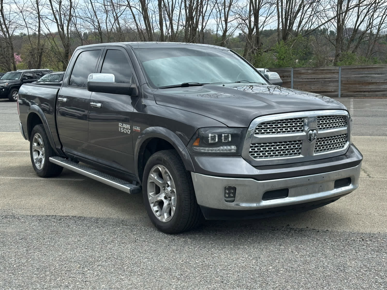 Used 2014 RAM 1500 Laramie image 3
