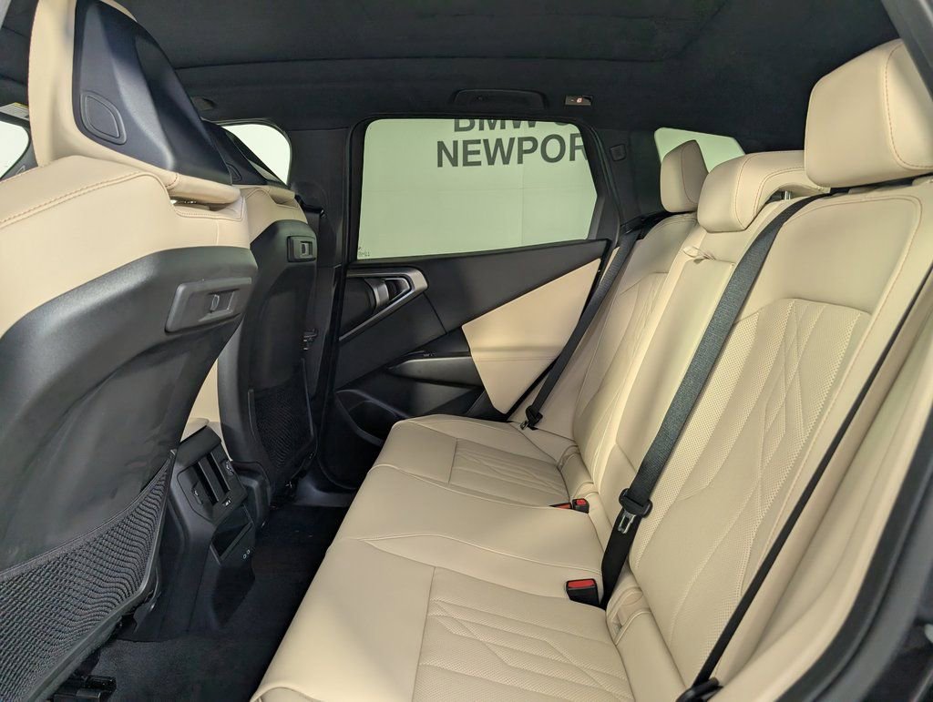 New 2026 BMW X3 xDrive30 image 13