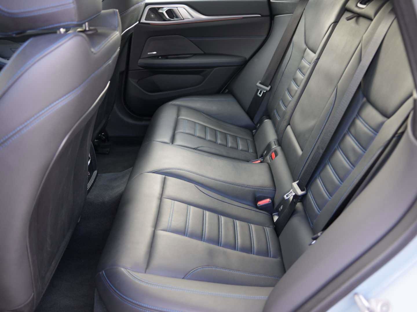 Certified 2025 BMW i4 xDrive40i image 17