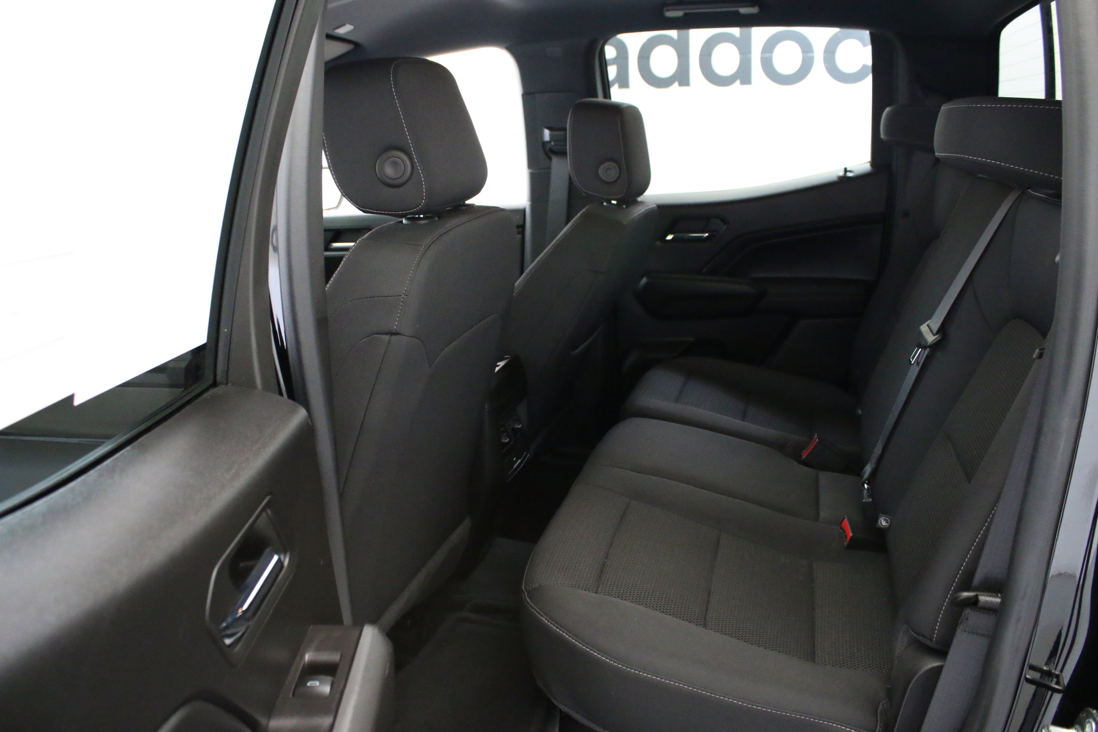 Used 2023 Chevrolet Colorado LT w/ LT Convenience Package AWD/4WD image 24