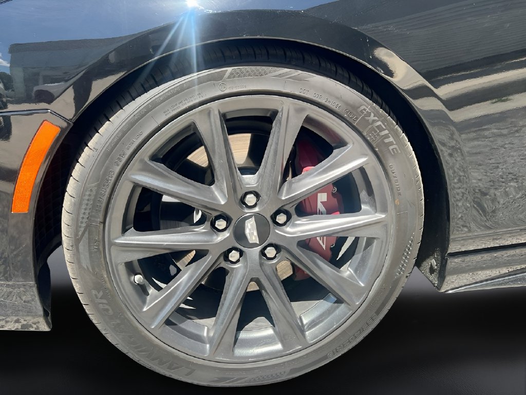 Used 2023 Cadillac CT4 V RWD image 30