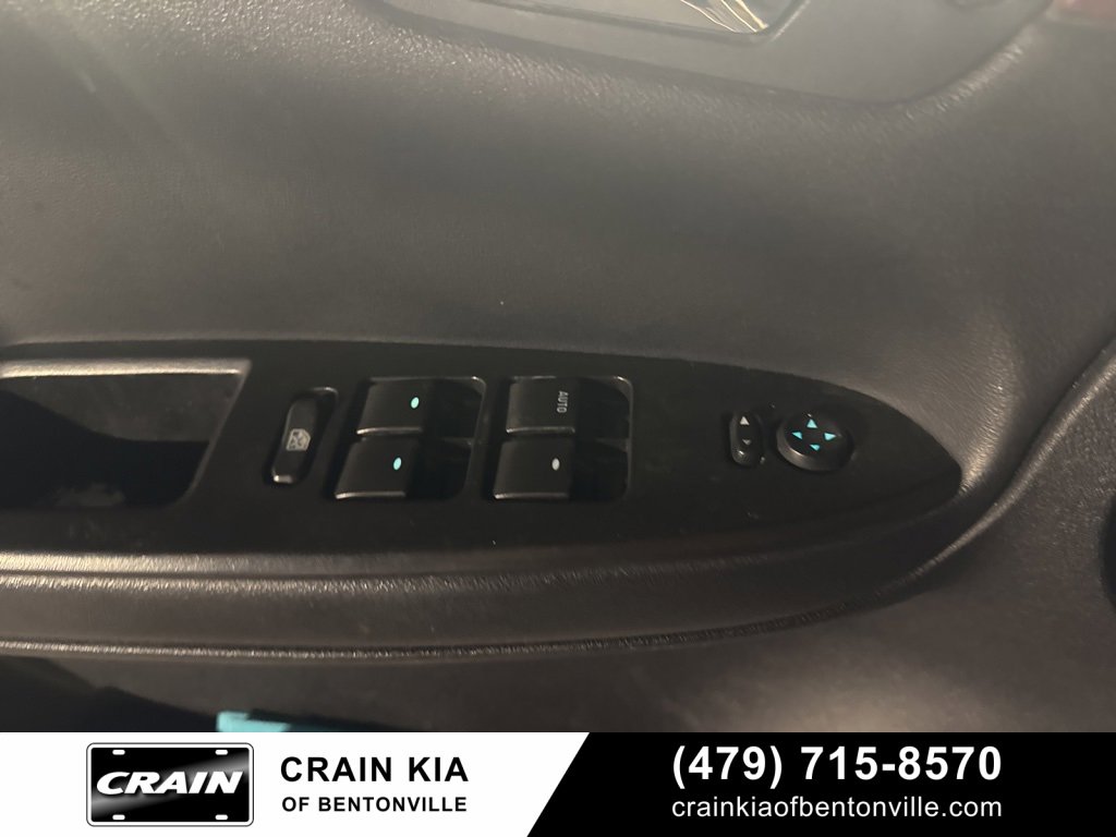 Used 2006 Chevrolet Impala LT image 16