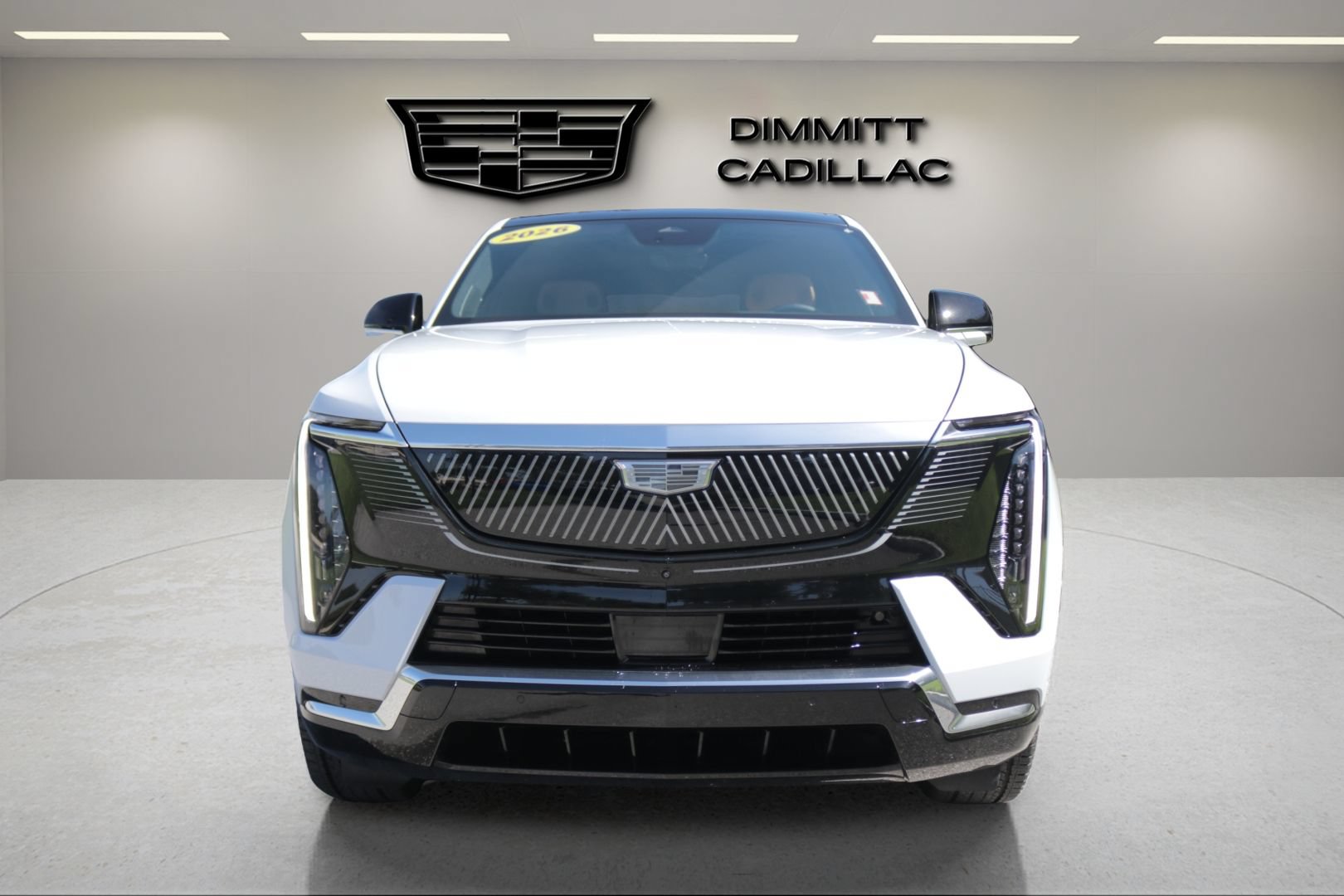 Certified 2026 Cadillac Escalade IQ Luxury 2 w/ LPO, Radiant Package AWD/4WD image 2