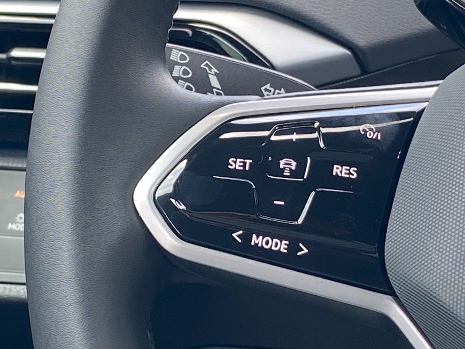 Certified 2023 Volkswagen ID.4 Pro RWD image 8