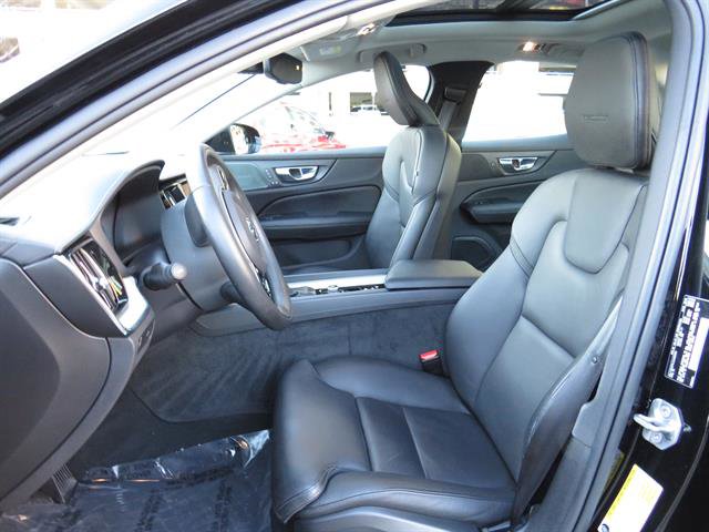 Used 2020 Volvo S60 T6 Inscription w/ Protection Package Premier image 20
