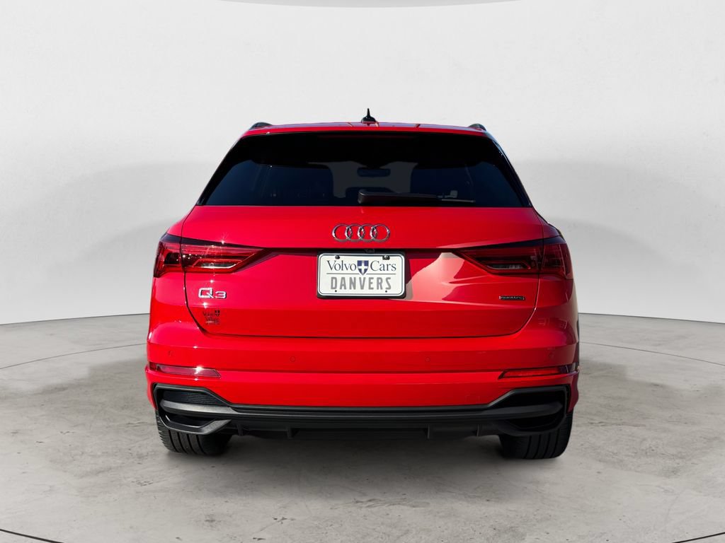 Used 2024 Audi Q3 2.0T Premium Plus w/ Premium Plus Package AWD/4WD image 4