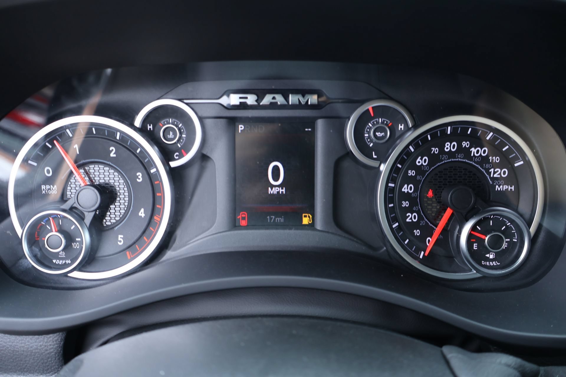 New 2026 RAM 2500 Tradesman AWD/4WD image 4