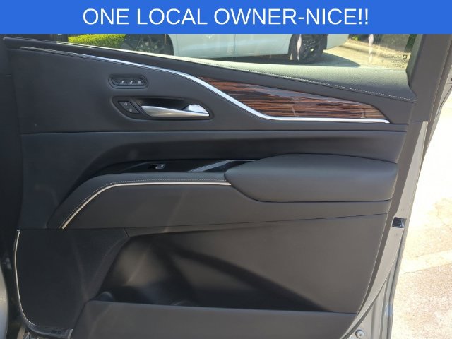Used 2024 Cadillac Escalade Premium Luxury w/ Performance Package AWD/4WD image 41