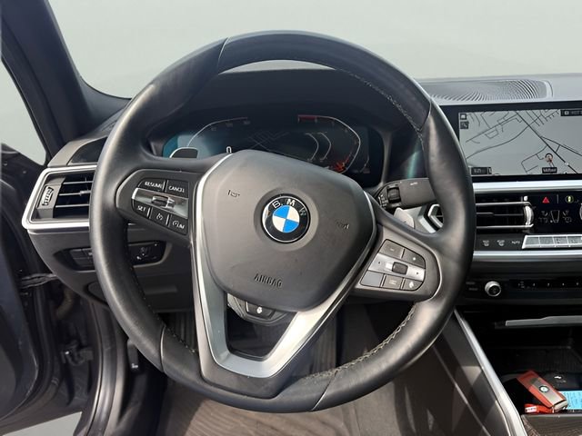 Used 2020 BMW 330i xDrive Sedan w/ Driving Assistance Package image 17
