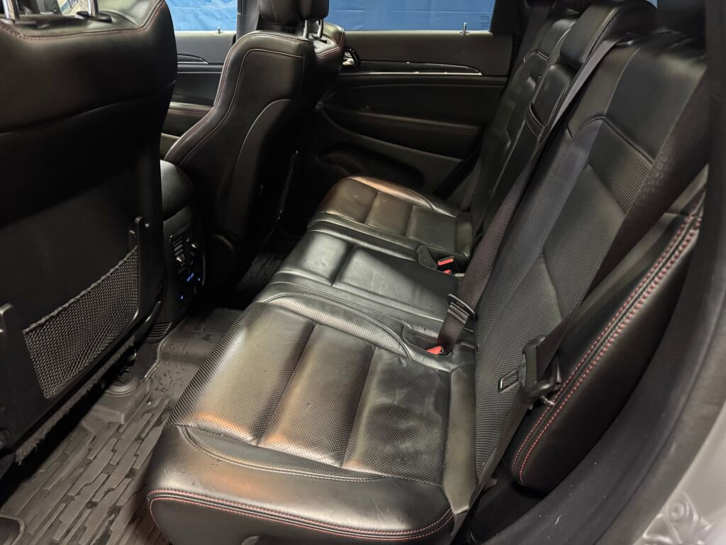 Used 2021 Jeep Grand Cherokee Trailhawk w/ Trailhawk Luxury Group image 15