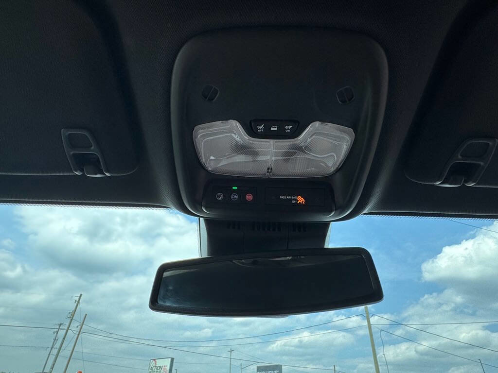 Used 2023 GMC Canyon AT4 w/ AT4 Premium Package image 33