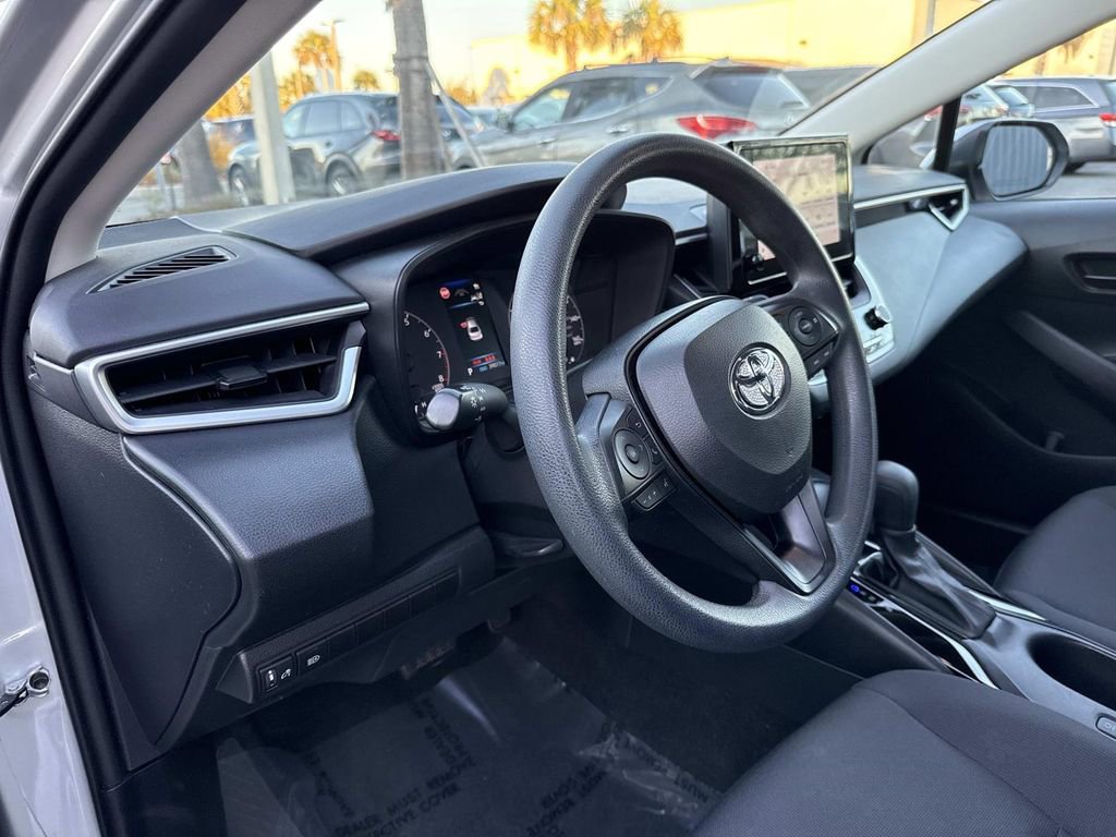 Used 2023 Toyota Corolla LE image 24
