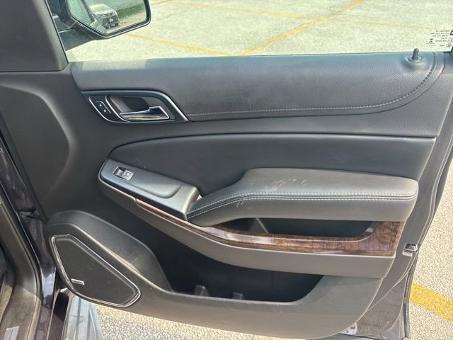 Used 2015 Chevrolet Suburban LT RWD image 9