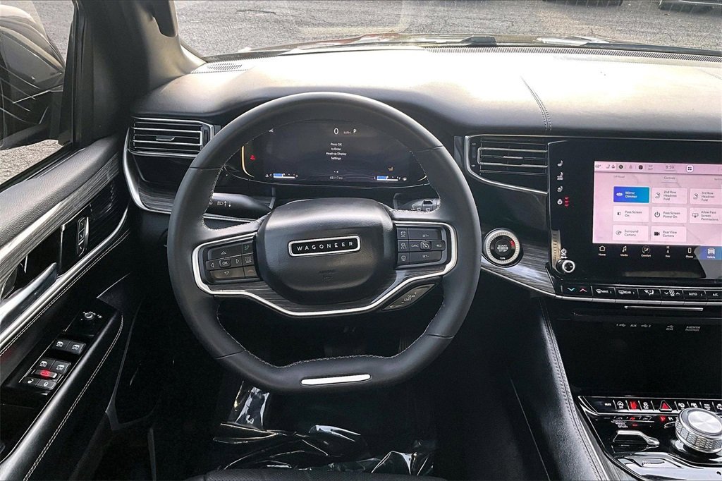 Used 2022 Jeep Wagoneer Series III w/ Convenience Group I image 9