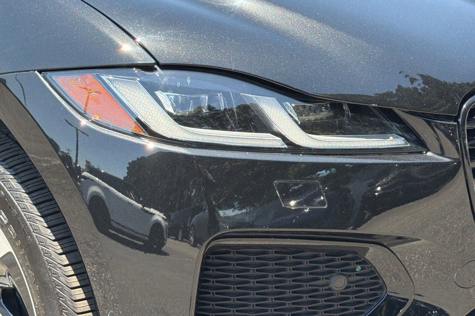 Used 2026 Jaguar F-PACE R-Dynamic S AWD/4WD image 10