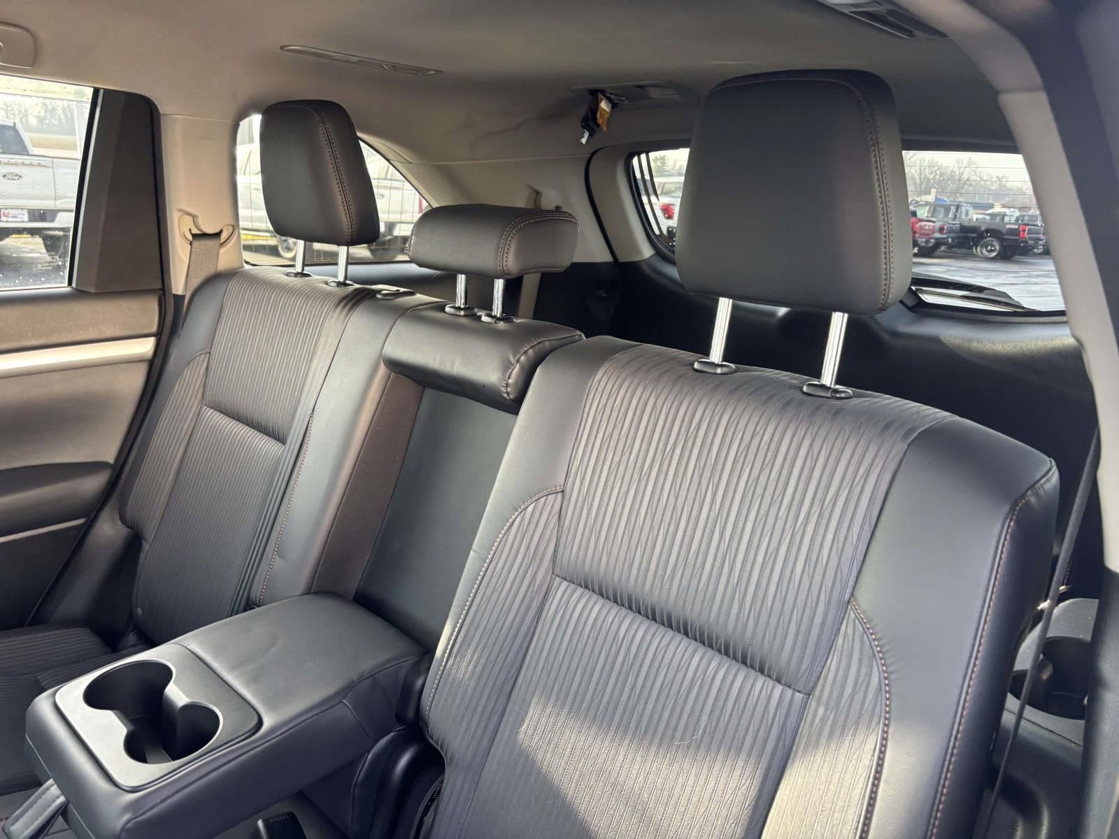 Used 2014 Toyota Highlander Plus image 27