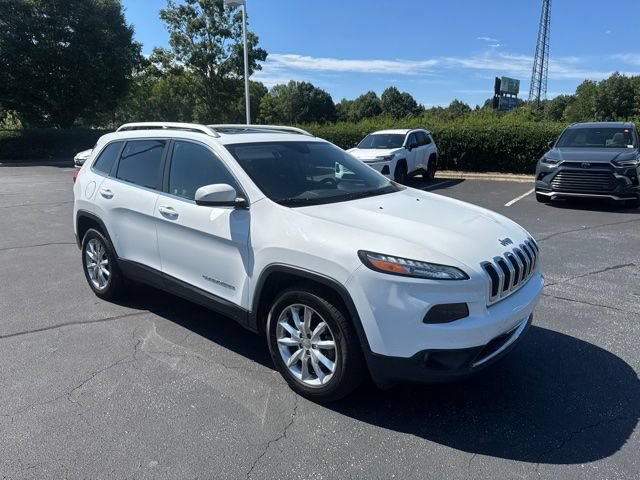 Used 2016 Jeep Cherokee Limited AWD/4WD image 12
