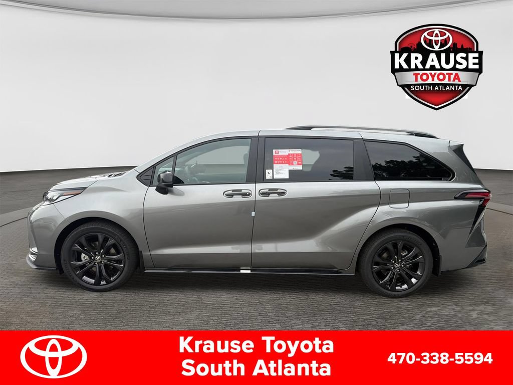 New 2026 Toyota Sienna XSE FWD image 4