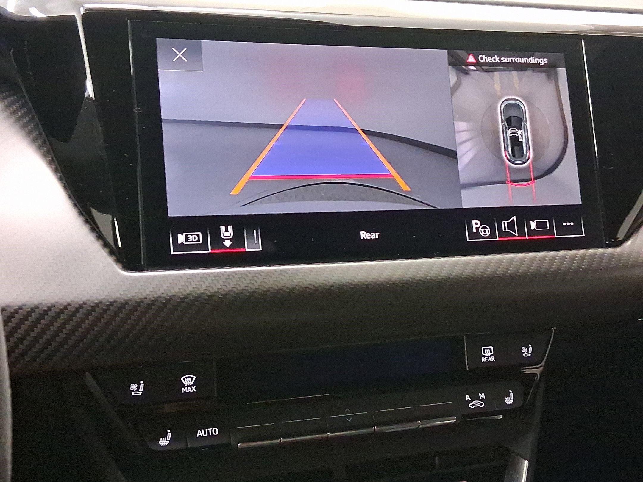 Used 2022 Audi RS e-tron GT quattro w/ Year 1 Package image 23