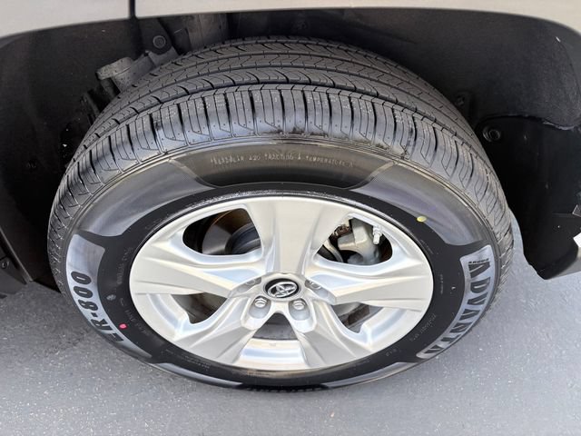 Used 2019 Toyota RAV4 XLE w/ Convenience Package AWD/4WD image 25