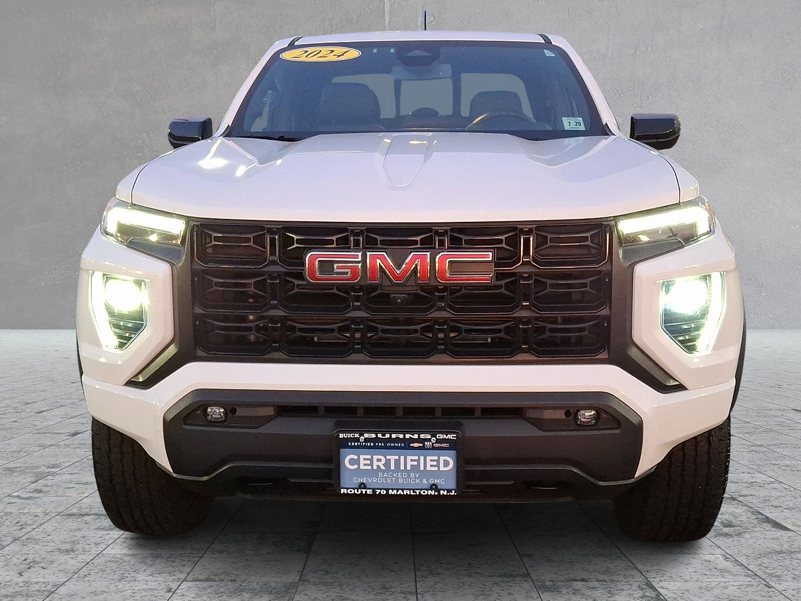 Certified 2024 GMC Canyon Elevation w/ Elevation Premium Package image 3