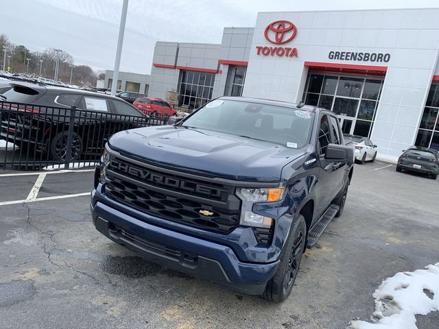 Used 2023 Chevrolet Silverado 1500 Custom image 1