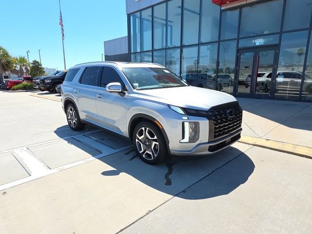 Used 2024 Hyundai Palisade SEL w/ Premium Package image 2
