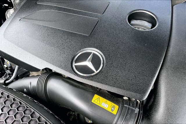 Used 2021 Mercedes-Benz GLC 300 4MATIC image 35