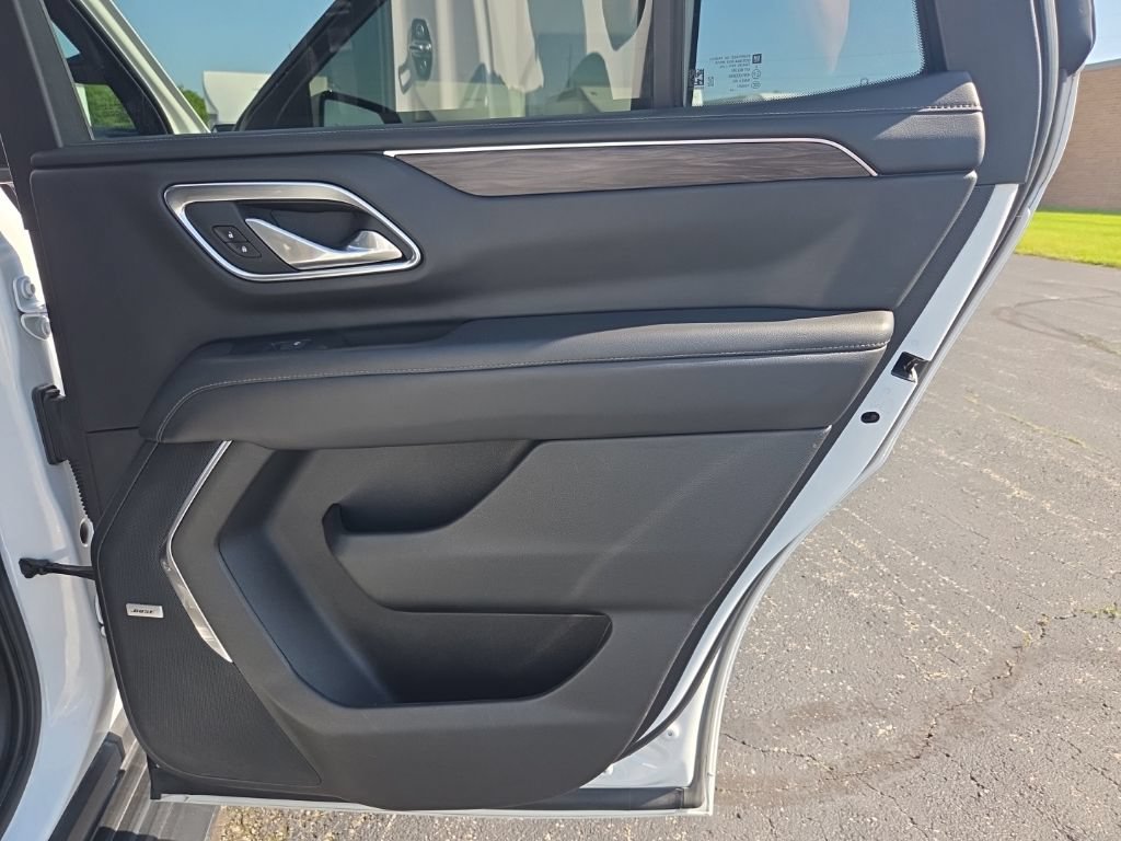 Used 2021 Chevrolet Tahoe LT AWD/4WD image 25