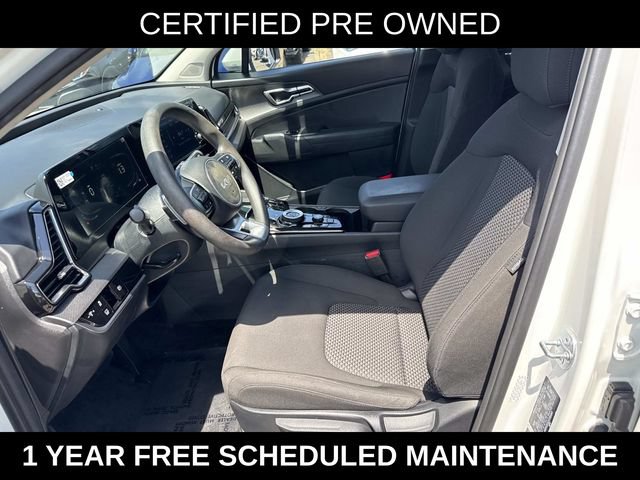 Used 2025 Kia Sportage LX FWD image 14