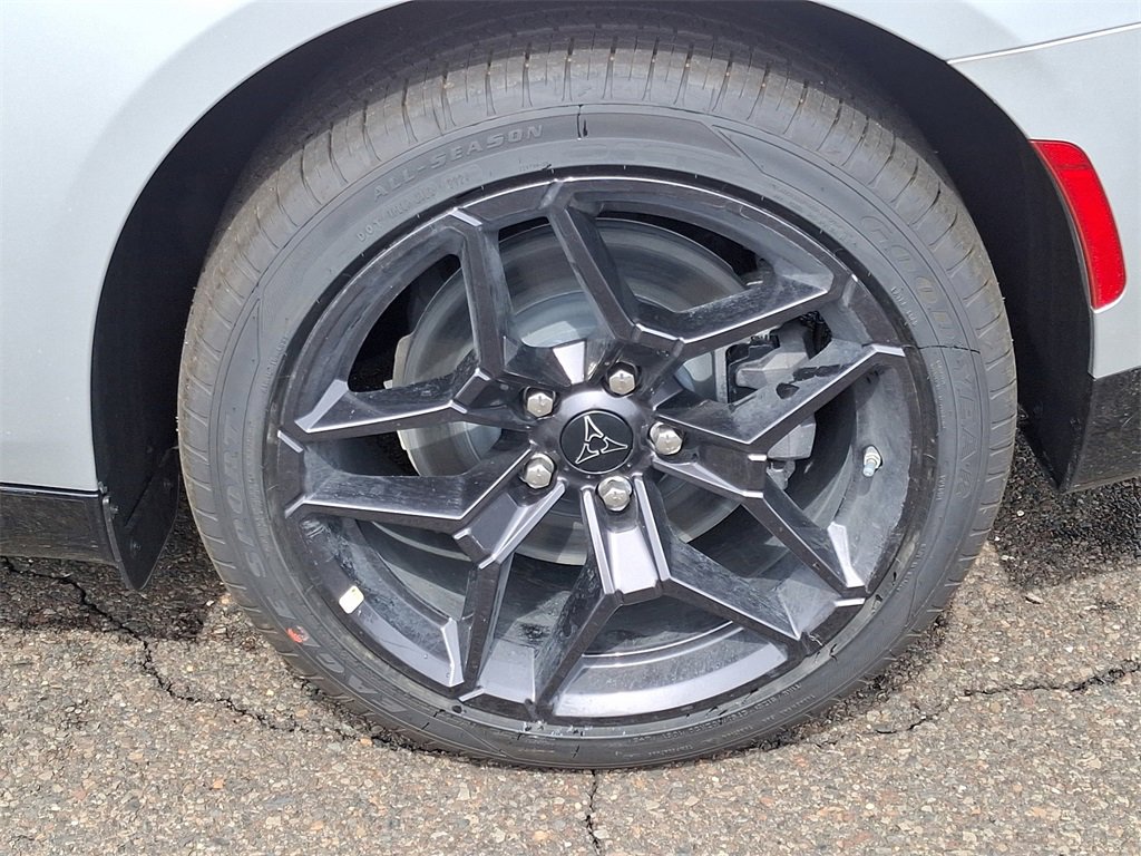 New 2024 Dodge Charger R/T w/ Plus Group image 5