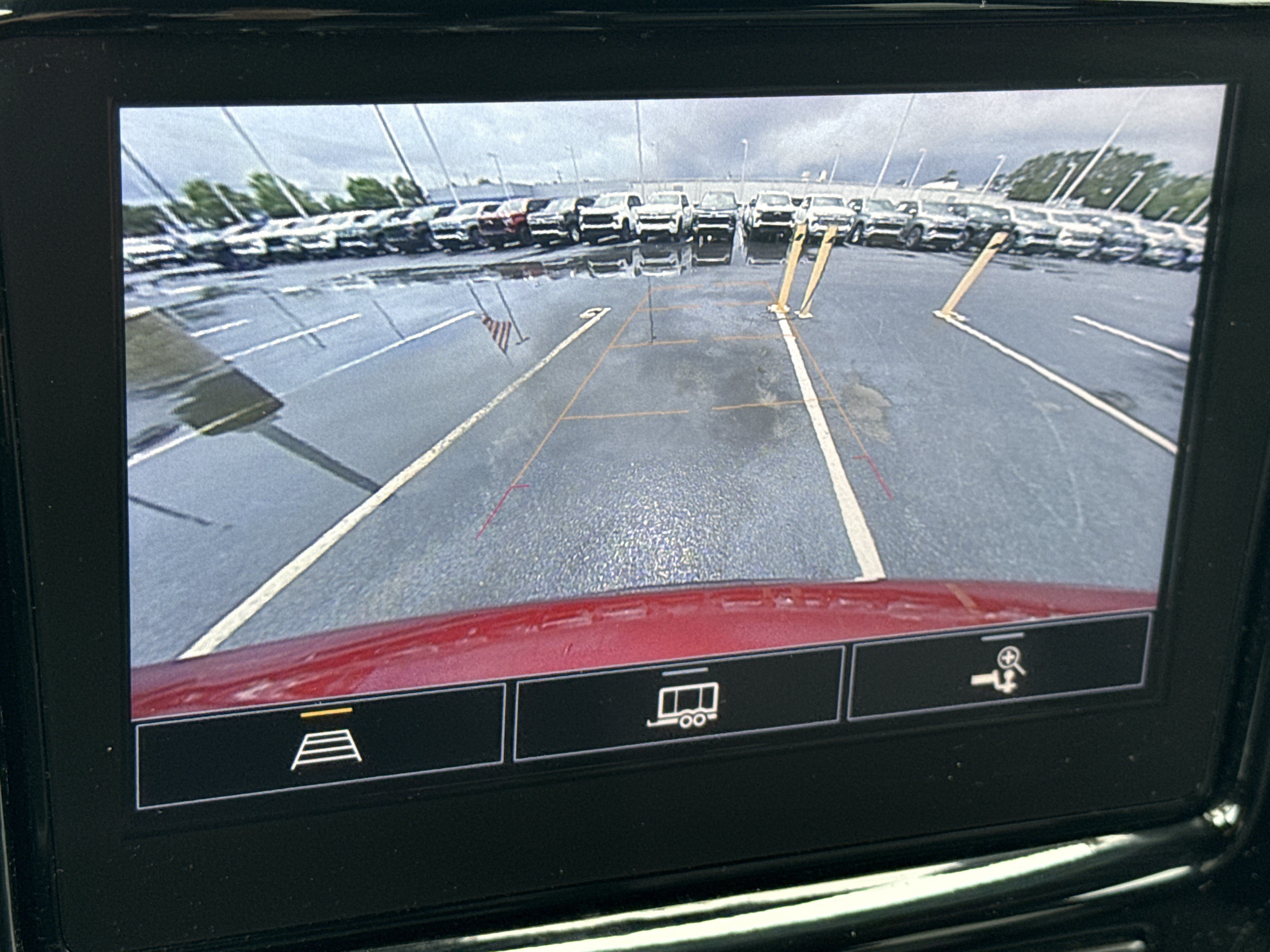 Used 2022 Chevrolet Traverse LT FWD image 24
