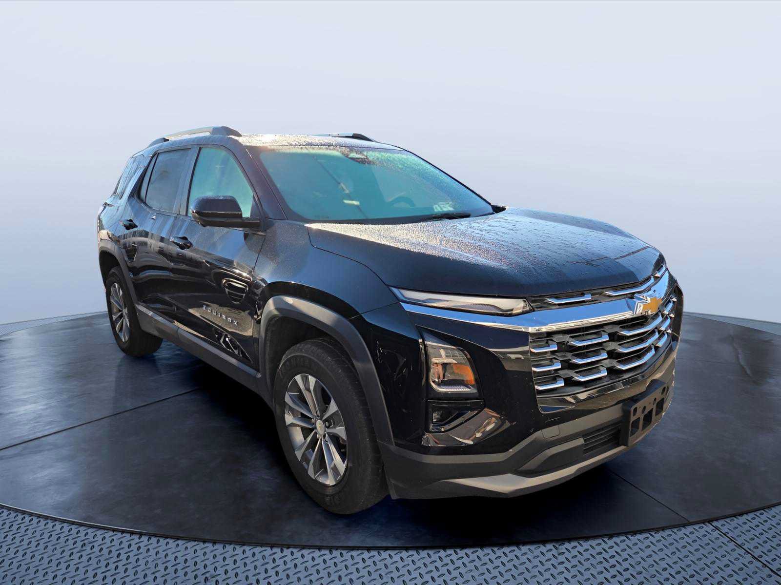Used 2025 Chevrolet Equinox LT w/ Convenience Package II AWD/4WD image 1