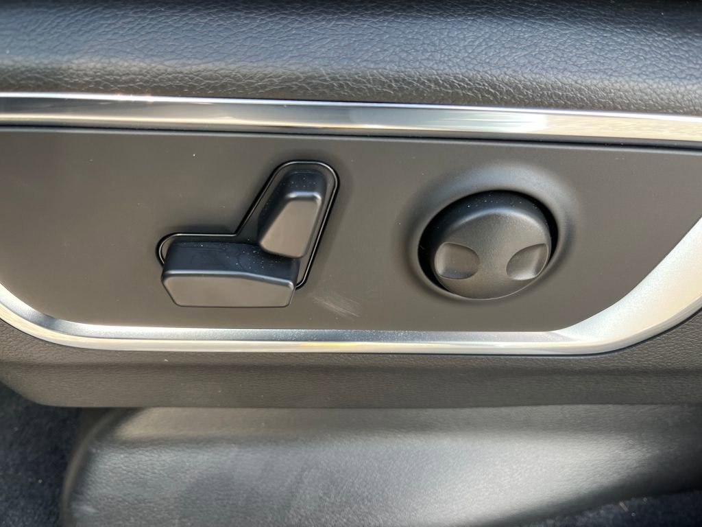 New 2026 RAM 1500 Laramie w/ Night Edition image 24