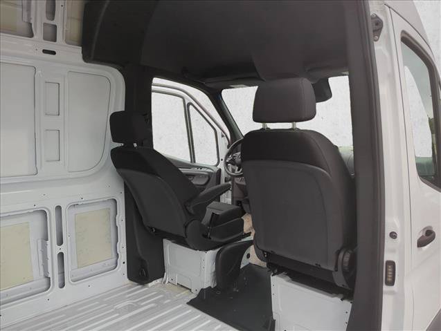 Used 2024 Mercedes-Benz Sprinter 2500 image 16