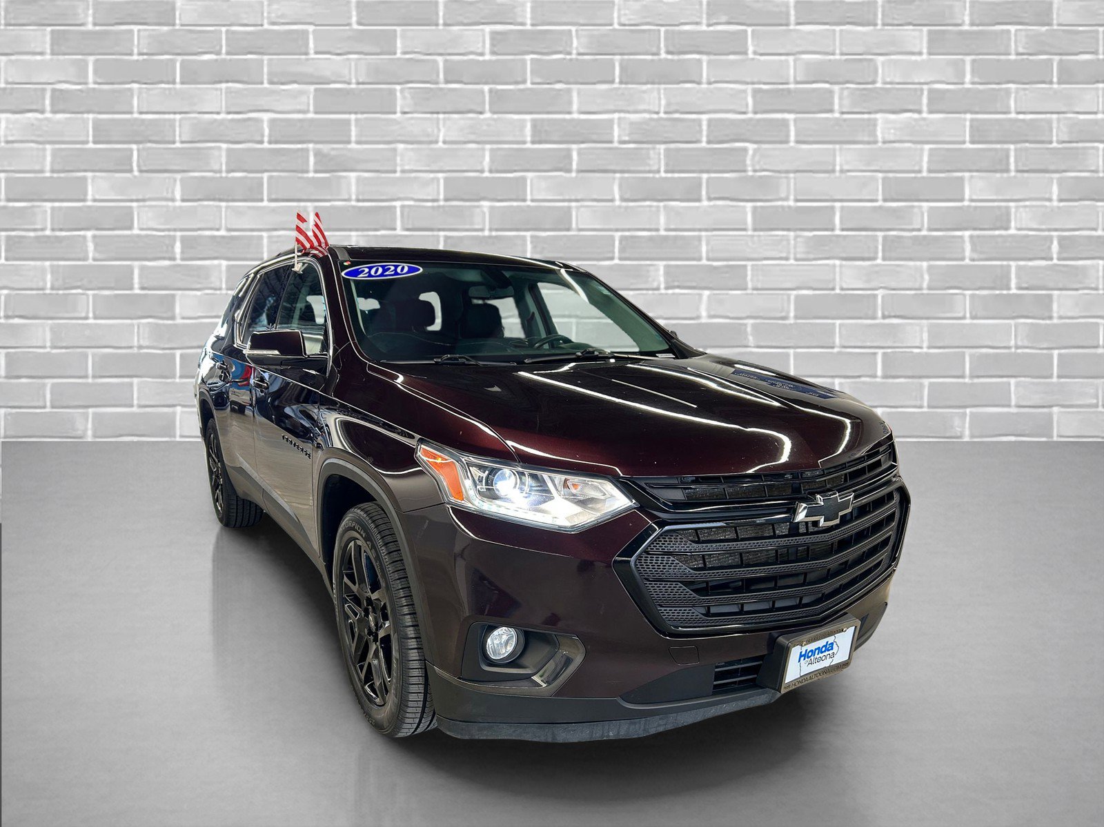 Used 2020 Chevrolet Traverse LT image 7