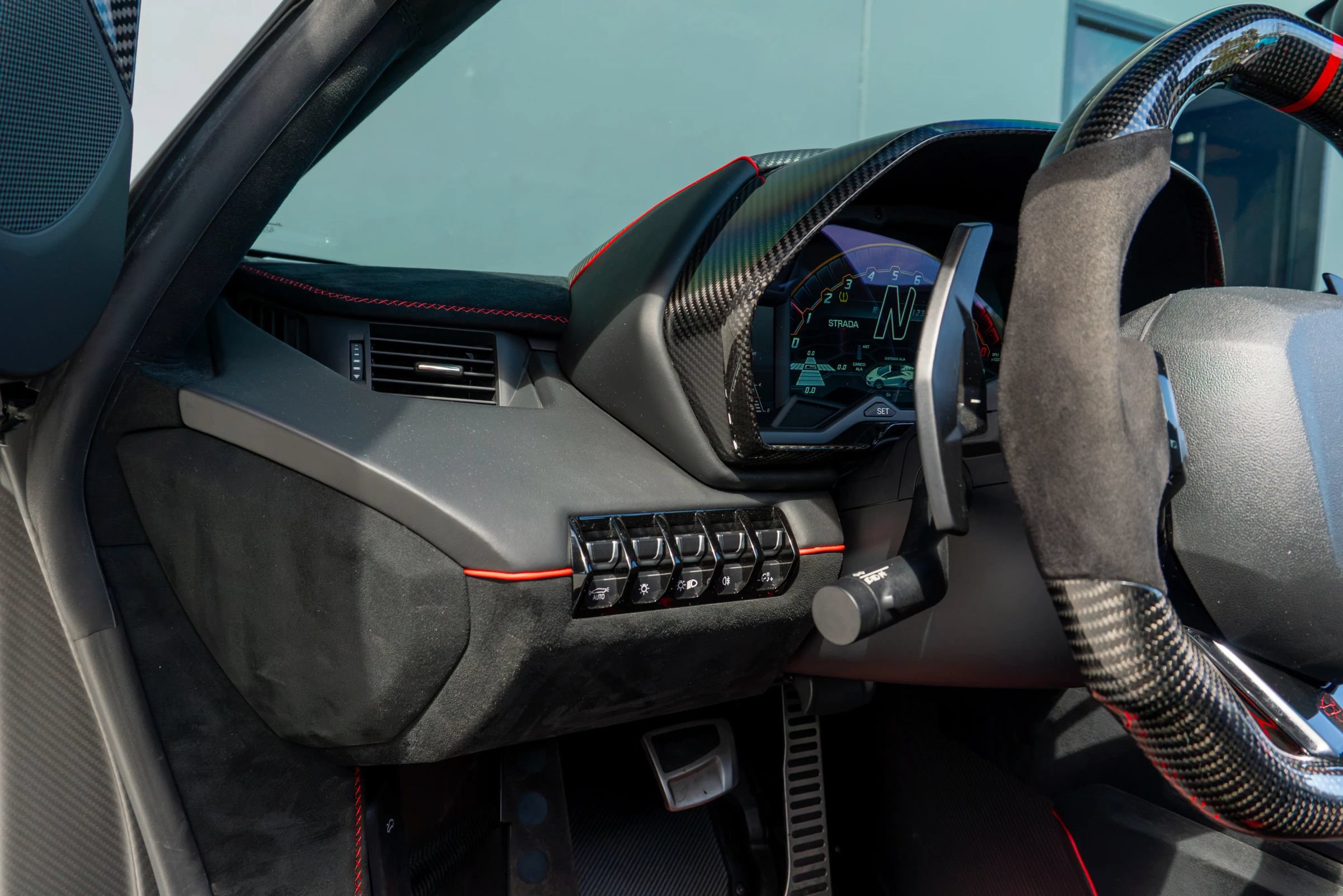 Used 2020 Lamborghini Aventador SVJ AWD/4WD image 71