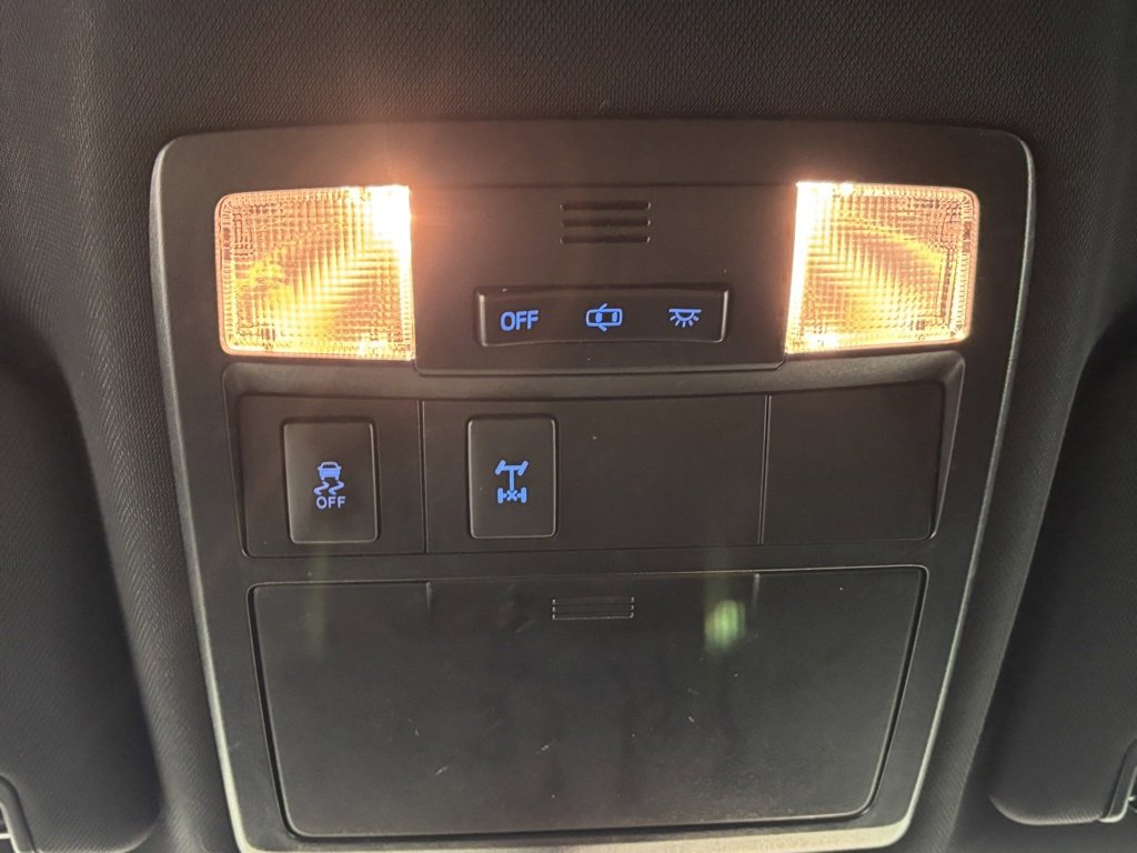 Used 2017 Toyota Tacoma TRD Off-Road w/ Tow Package image 31