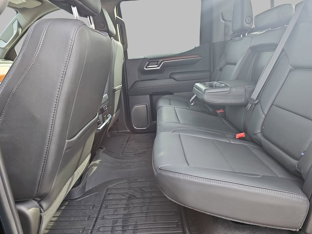 Used 2024 GMC Sierra 1500 Denali w/ Denali Reserve Package image 17