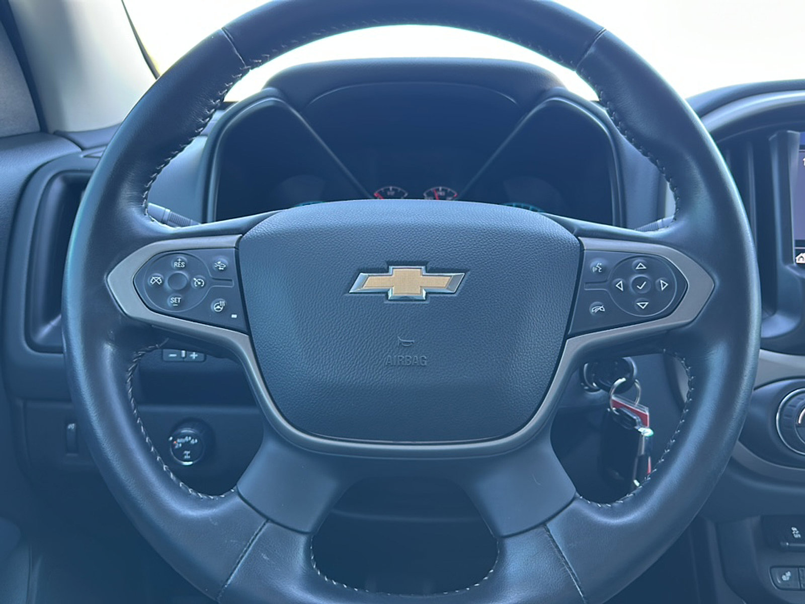 Used 2022 Chevrolet Colorado Z71 w/ Safety Package image 27