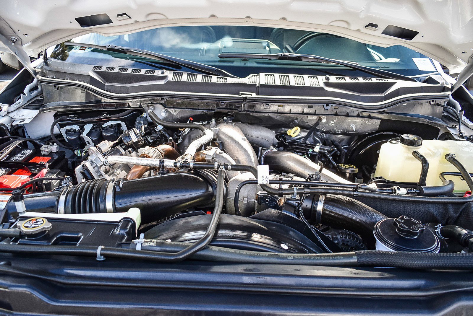 Used 2022 Ford F350 Lariat w/ FX4 Off-Road Package image 25